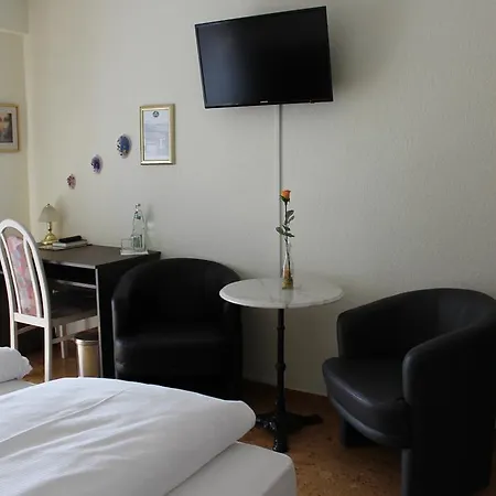 Roessle Hotel