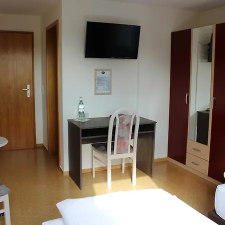 Otel Gasthof Rossle Rottenburg am Neckar