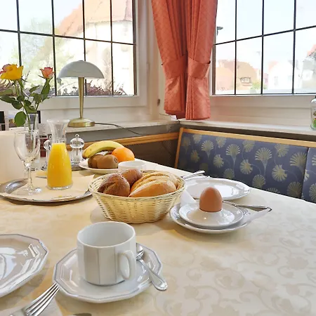 Roessle Hotel 3*